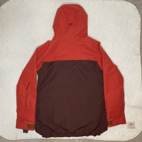Dakine Tilly Jane Gore-Tex 2L Insulated Winter Jacket: Size Extra Small - Picture 2 of 14